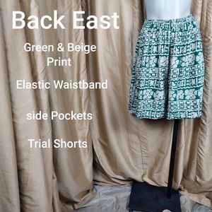 Back east green & Beige print wide leg trial shorts size M